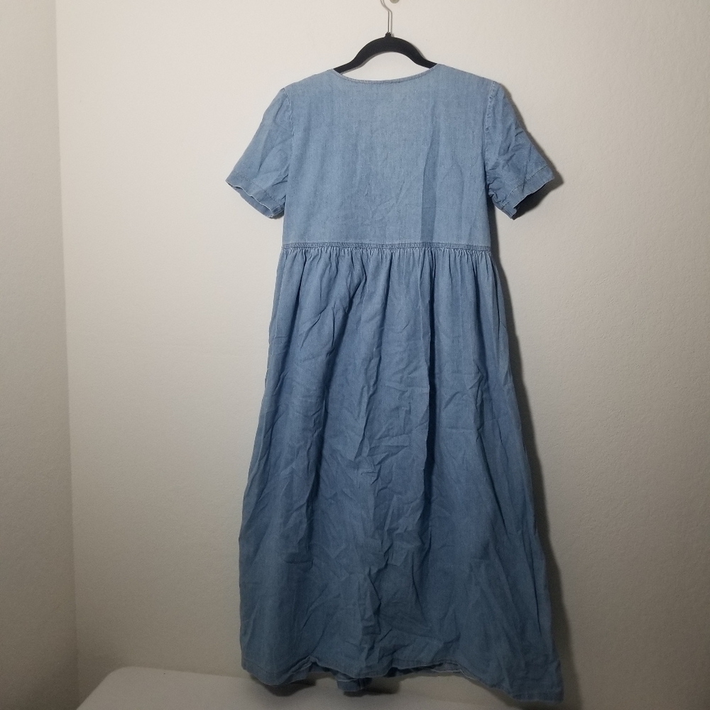 Light Blue Button-Down Maxi Dress - Picture 2 of 3